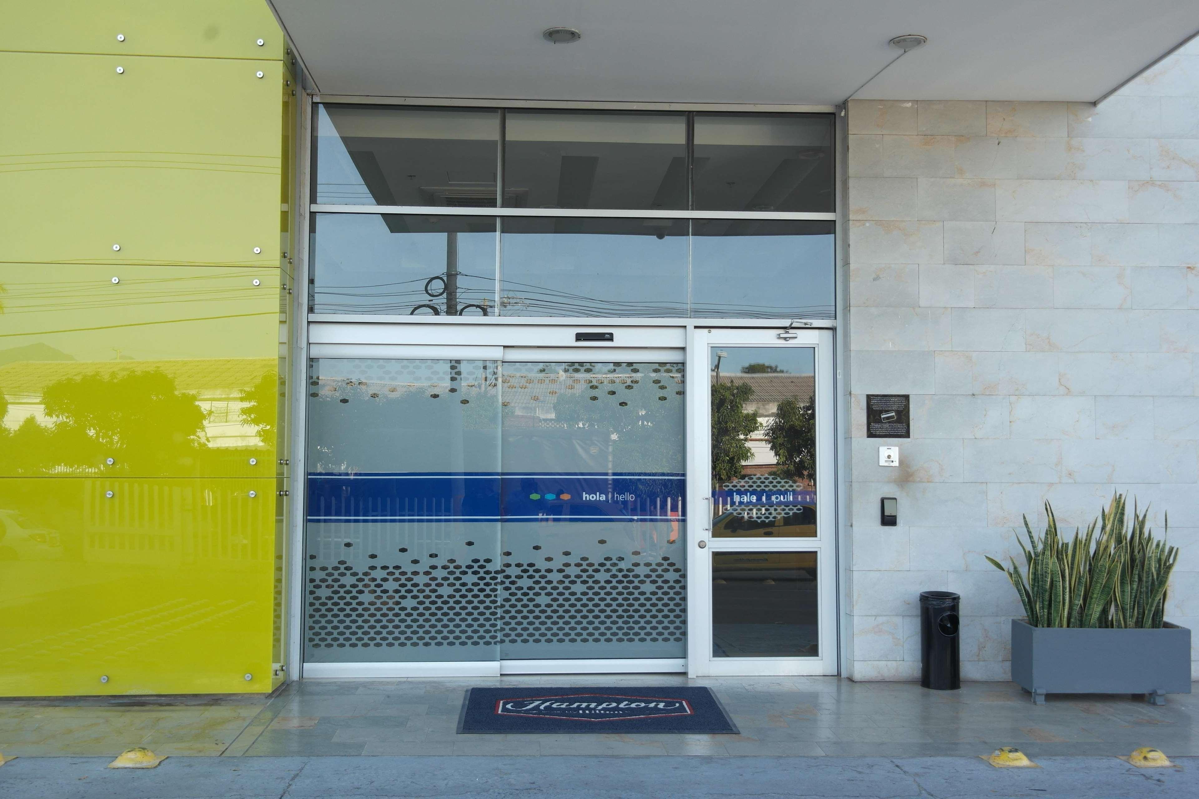 Hampton By Hilton Valledupar Eksteriør billede